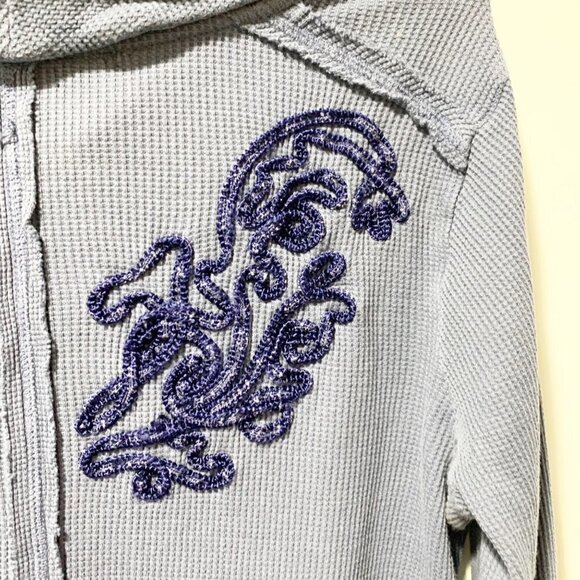 🌷Sale Soft Surroundings Angel Wings Embroidered Waffle Knit Top Size Small - Picture 12 of 16